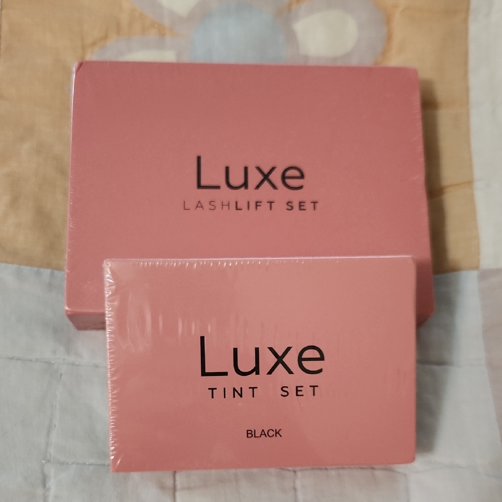 Luxe Lashlift and Tint Set - Pink and Black